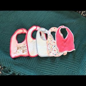 💕NEW 5 Girl bibs